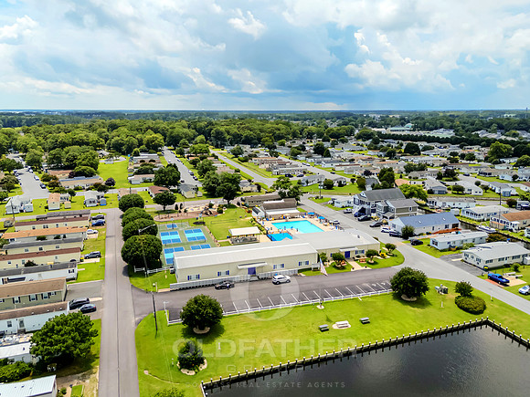 LAWS-POINT-37030-AMENITIES-PRINT-003