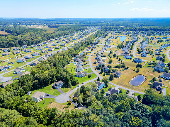 RIVERBEND-31173-PRINT-001