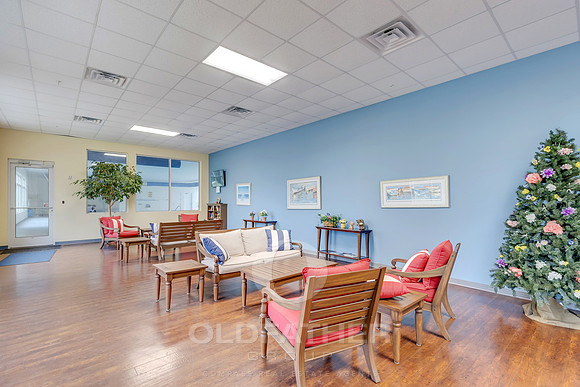 VILLAGE-CENTER-BLVD-402-PRINT-009