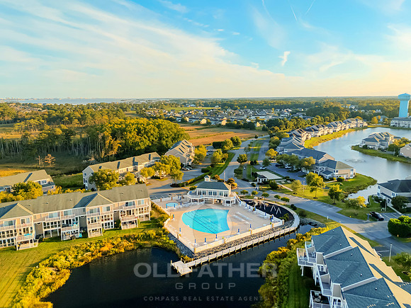 OLIVER-37484-PRINT-035