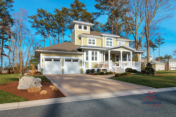 Quarter Deck Ln