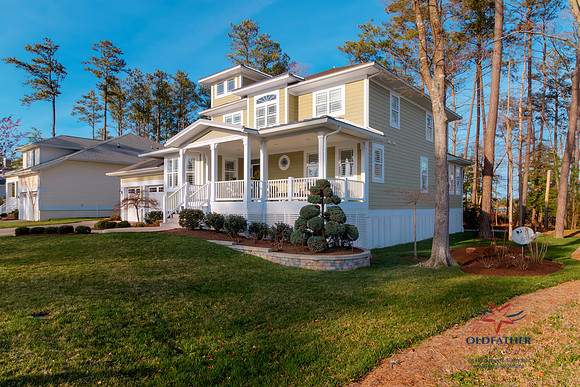 Quarter Deck Ln