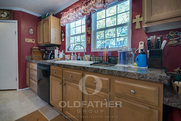 COACHMEN-12199-PRINT-031