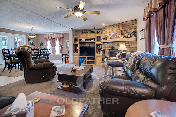 COACHMEN-12199-PRINT-035