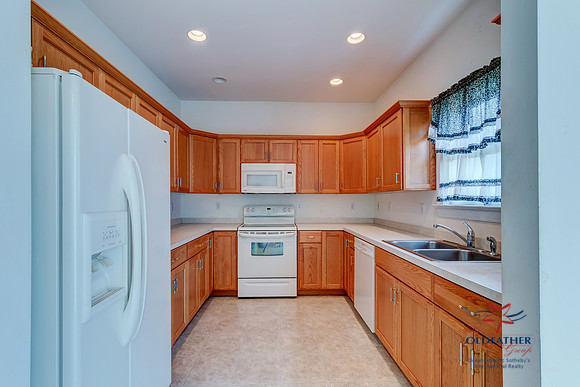 CASTLEBERRY-PRINT-23