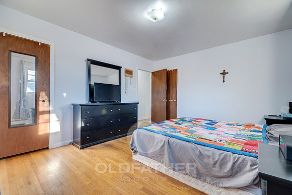 SCHOOLHOUSE-910-PRINT-039