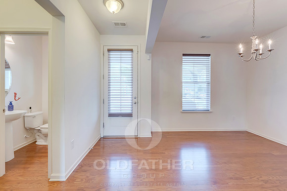 LONE-CEDAR-33298-PRINT-032