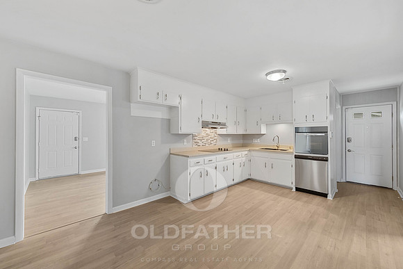 06-4290 S State St-11