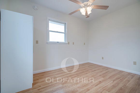 18179ROBINSONVILLE-PRINT-055