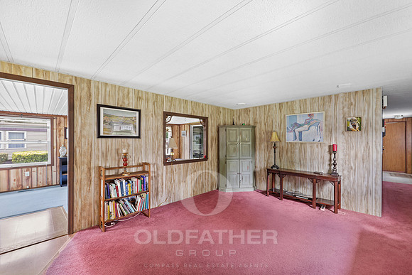 15-17170 PINE WATER LEWES-15