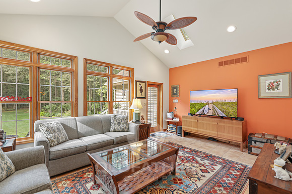 10-30509 hollymount in-15