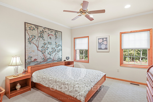 16-30509 hollymount in-1