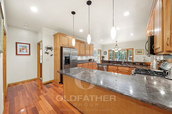 37-30509 hollymount in-32