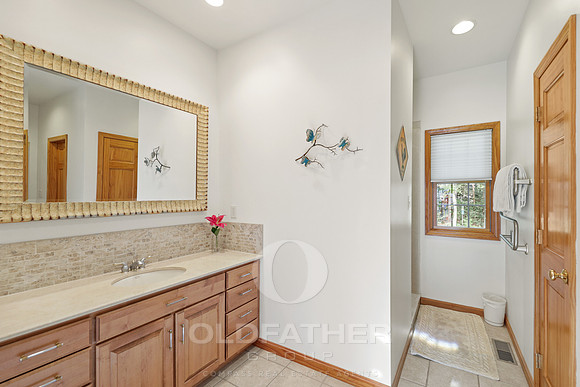 42-30509 hollymount in-37