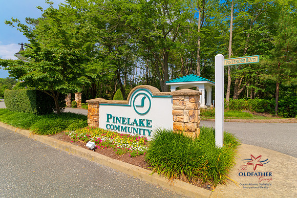 PINELAKE-PRINT-002