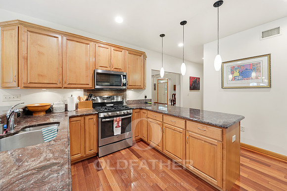 27-30509 hollymount in-21