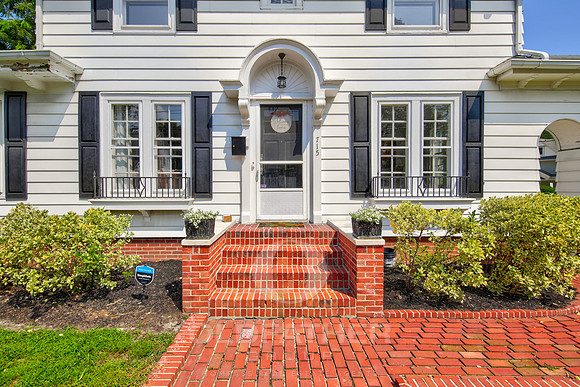 43-715 West St-2