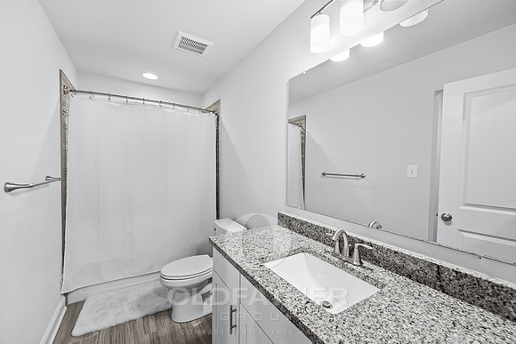 36-27519 BELMONT BLVD-36