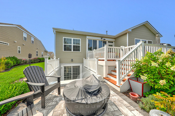54-27519 BELMONT BLVD-54