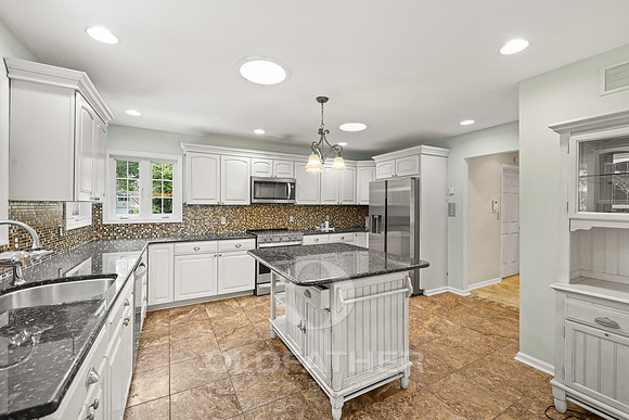 21-306 TANGLEWOOD DR-21