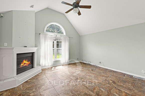 23-306 TANGLEWOOD DR-23