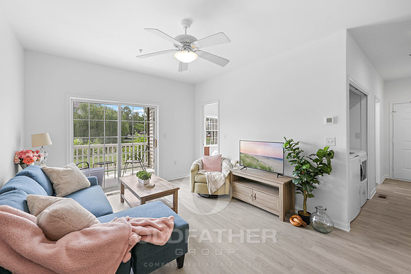 04-300 Pebble Dr Unit 305-11