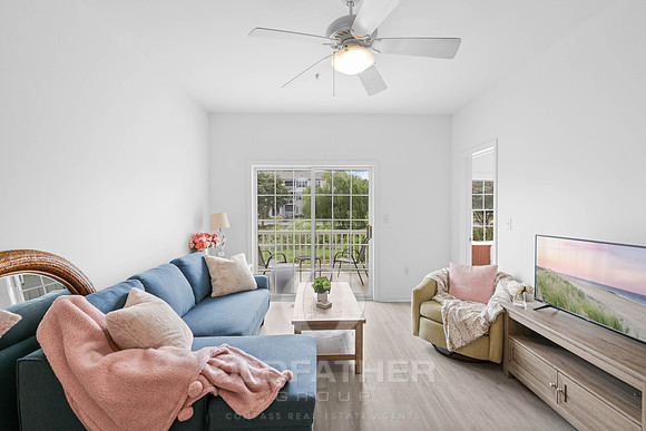 06-300 Pebble Dr Unit 305-9