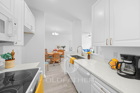 11-300 Pebble Dr Unit 305-4