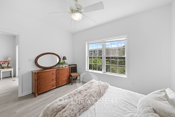 23-300 Pebble Dr Unit 305-24