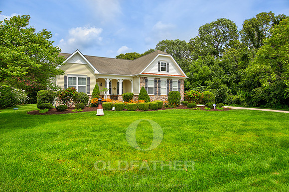 37-8236 Woods Edge Cir-3