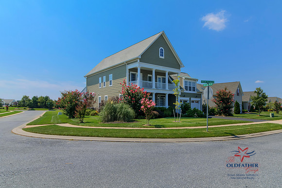 VINCENTVILLAGE-PRINT-005