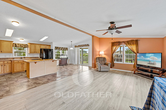 11-36265 SANDY LN-11