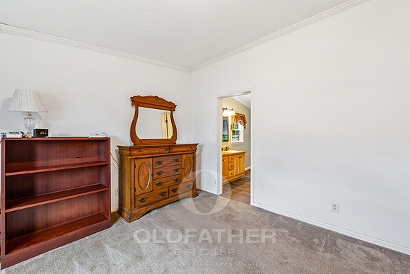18-36265 SANDY LN-18