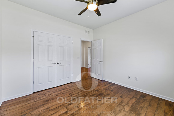 20-21885 SURF BOARD BLVD-16
