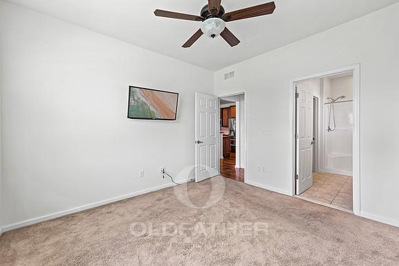 35-21885 SURF BOARD BLVD-31