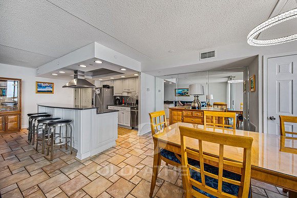 17-10700 COASTAL HWY #1708-12