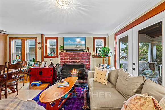11-223 RODNEY ST-6