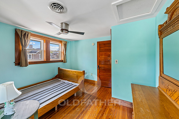 35-223 RODNEY ST-30