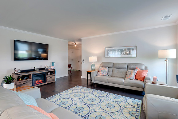 CLUBHOUSE-7313-PRINT-043