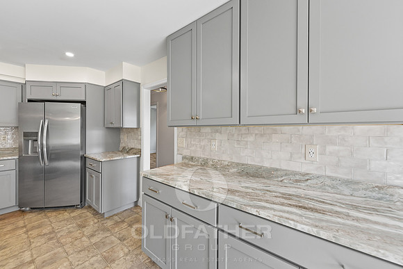 15-404 HUDSON ST-15