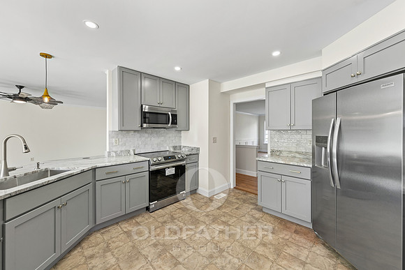 17-404 HUDSON ST-17