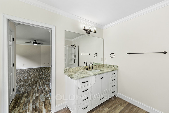 24-404 HUDSON ST-24