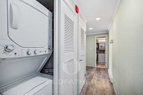 23-12404 ASSAWOMAN DR UNIT #204-23