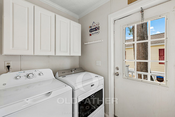 40-25844 AMERICAN AVE-40