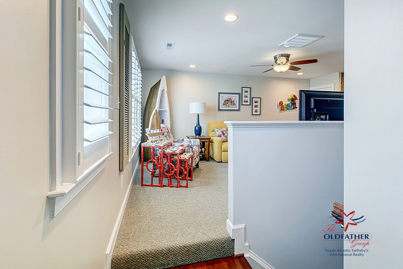 CENTERPOINT-PRINT-065