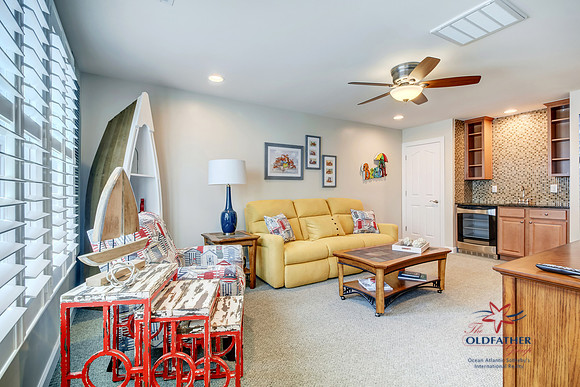 CENTERPOINT-PRINT-066