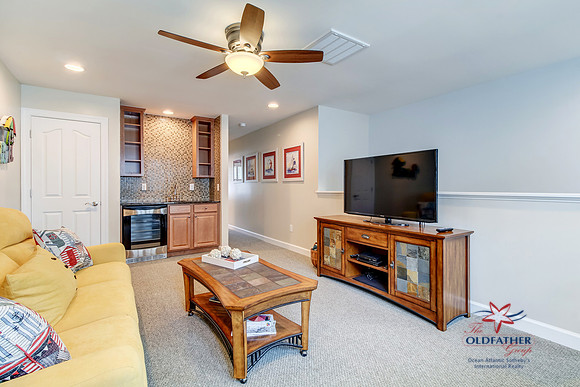 CENTERPOINT-PRINT-069
