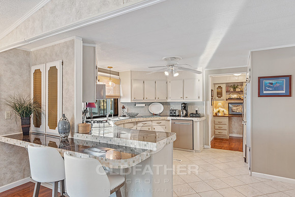 11-38785 ROOSEVELT AVE-11