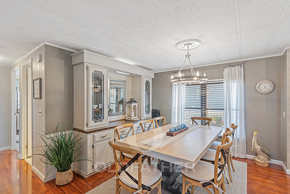 16-38785 ROOSEVELT AVE-16