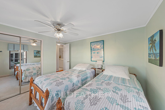 23-38785 ROOSEVELT AVE-23